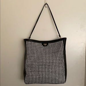 *need money for medical bills* Brand New TORY BURCH Shoulder bag